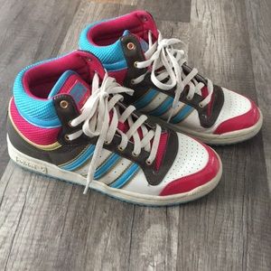 ADIDAS TOP TEN! Magenta & Teal 💕 Size 6
